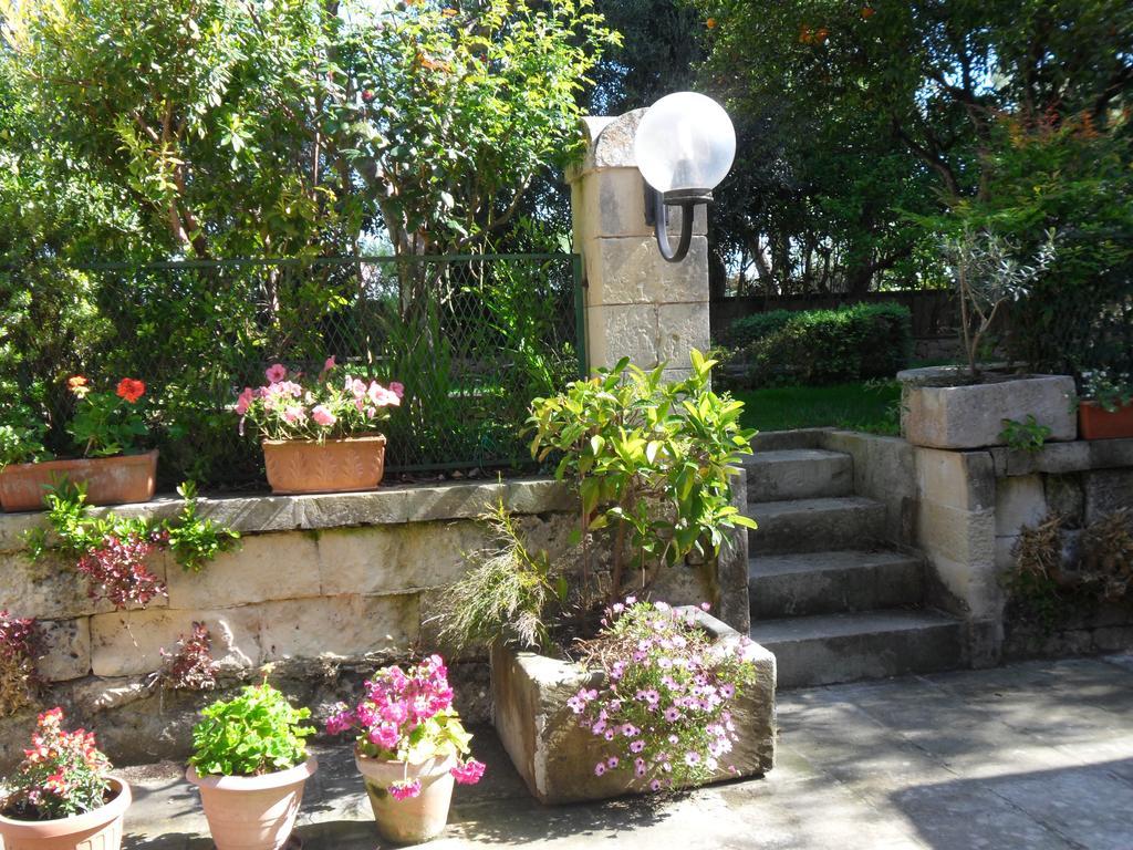 Masseria Gattamora Uggiano La Chiesa Luaran gambar